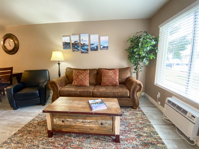 Bear Lake Lodging Inn Building 110 Garden City Ut