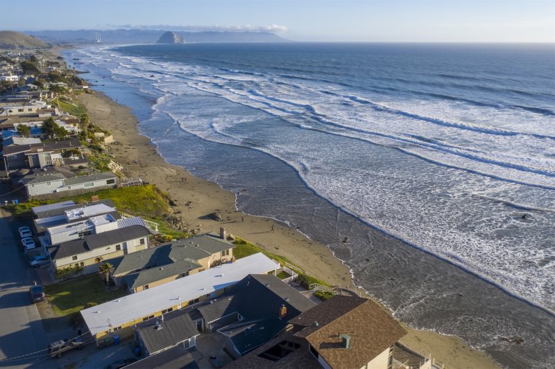 Charming Cayucos Oceanfront Vacation Rental