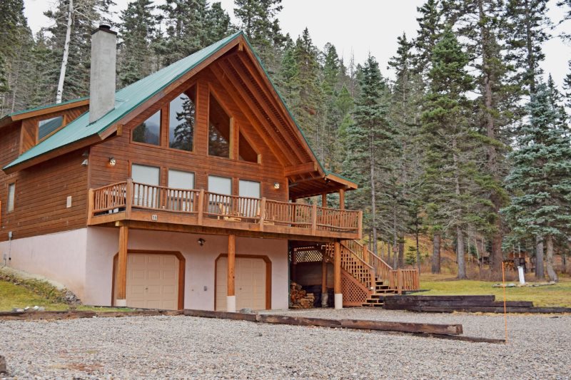 Red River Real Estate And Vacation Rentals Bear Mountain Cabin