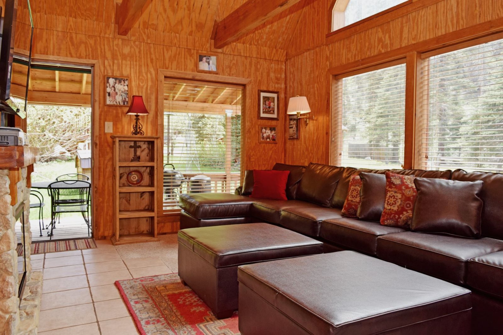 Red River Real Estate and Vacation Rentals Duke Cabin, Red River, New Mexico.