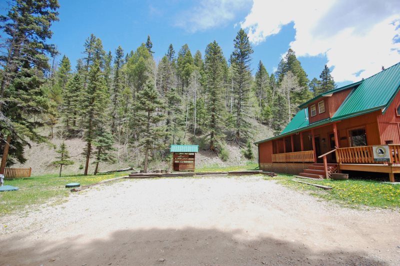 Red River Real Estate and Vacation Rentals Duke Cabin, Red River, New