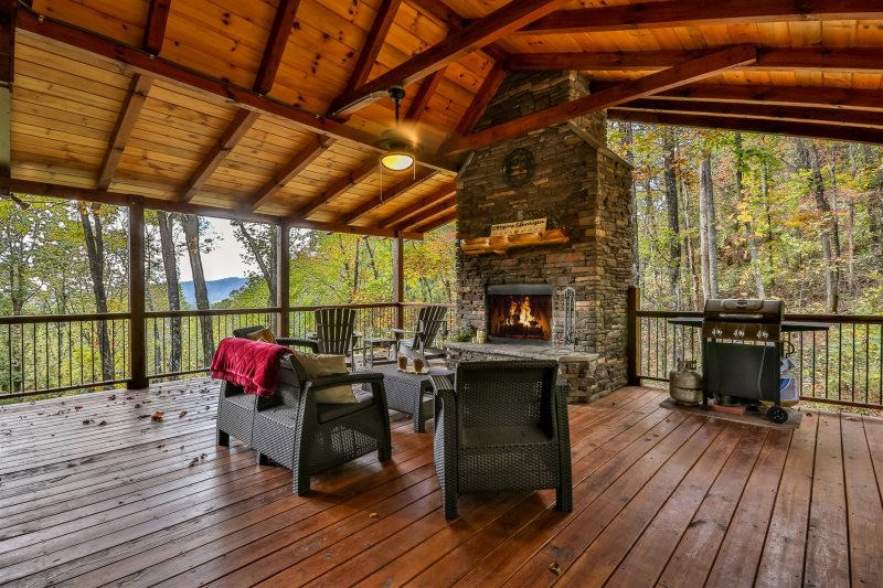 Blue Sky Cabin Rentals Living On Mountain Tyme