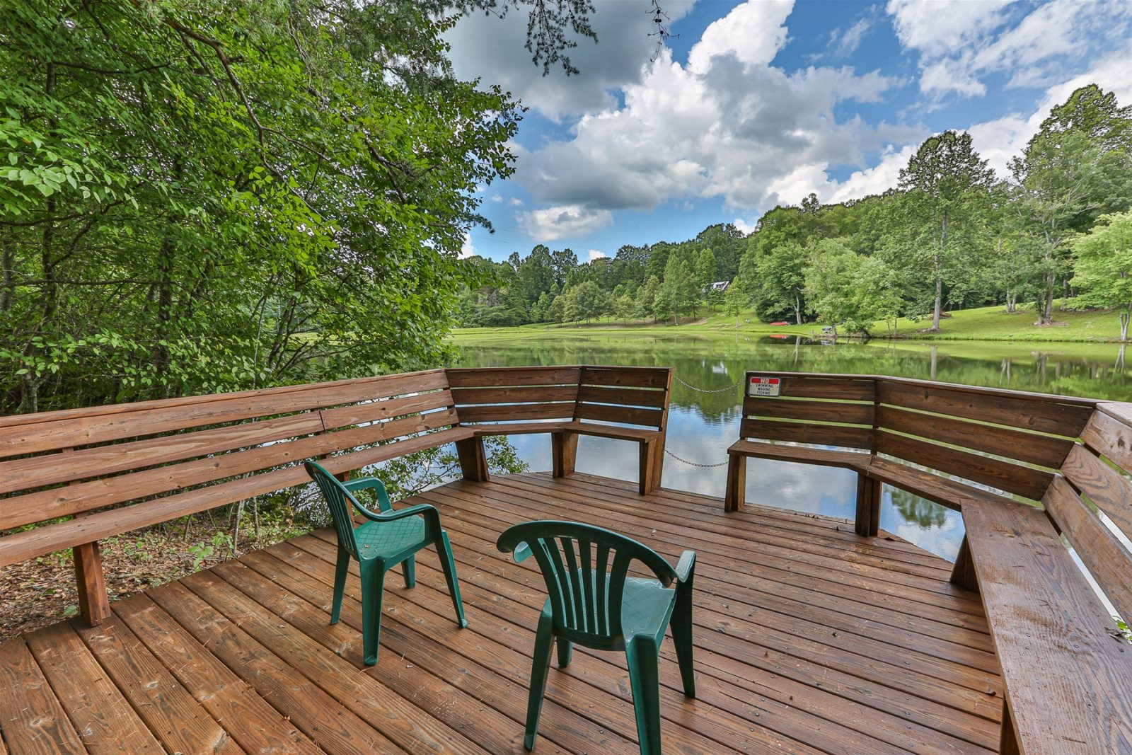 Blue Sky Cabin Rentals Bird Song Lake