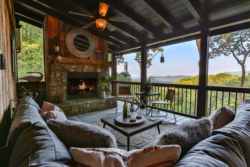 Blue Sky Cabin Rentals A Walk In The Clouds