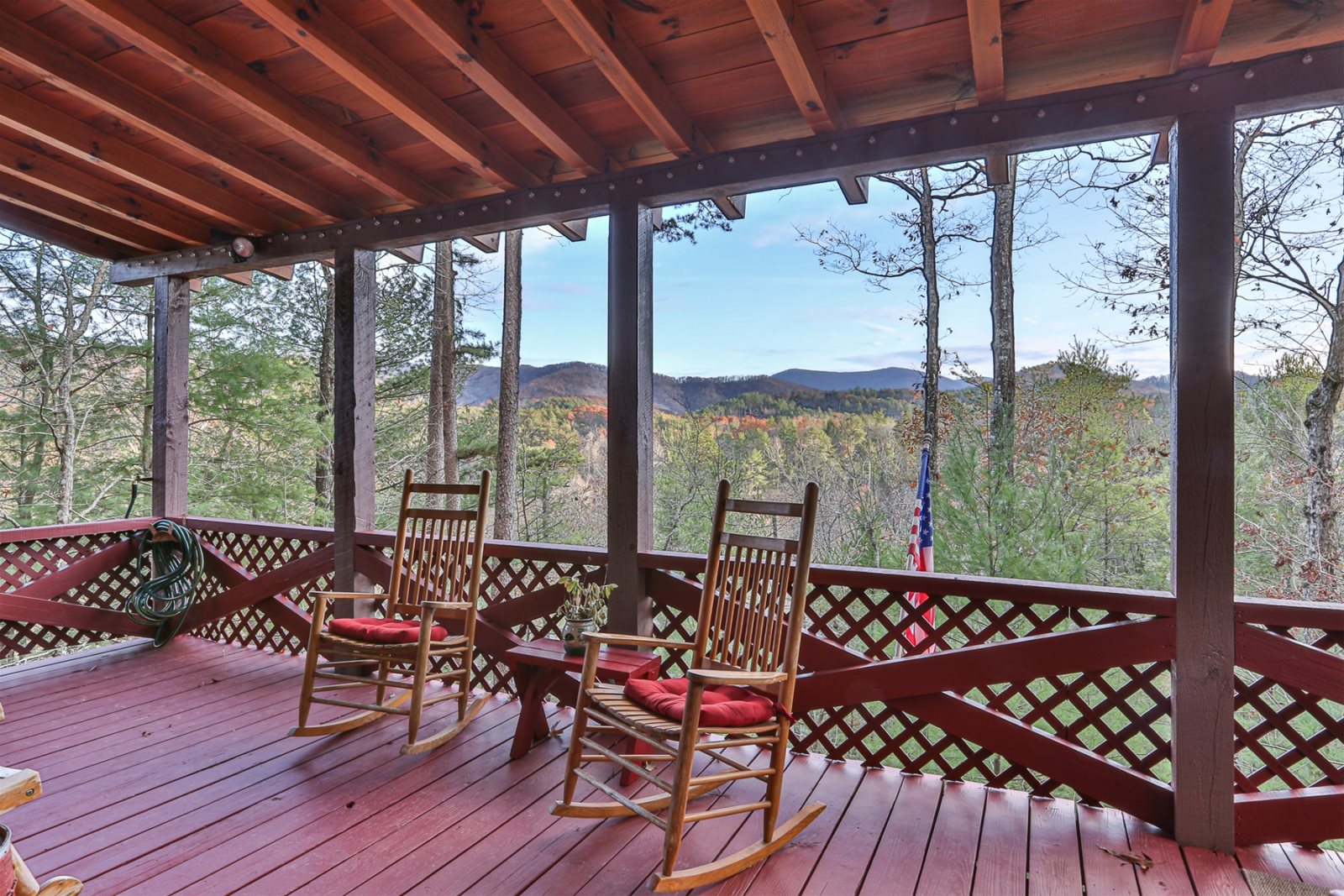 Blue Sky Cabin Rentals Living On The Ledge