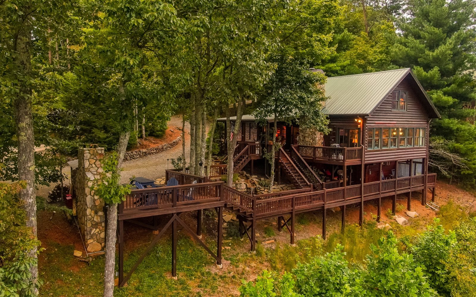 Blue Sky Cabin Rentals Top Of The Ridge Cabin In The North