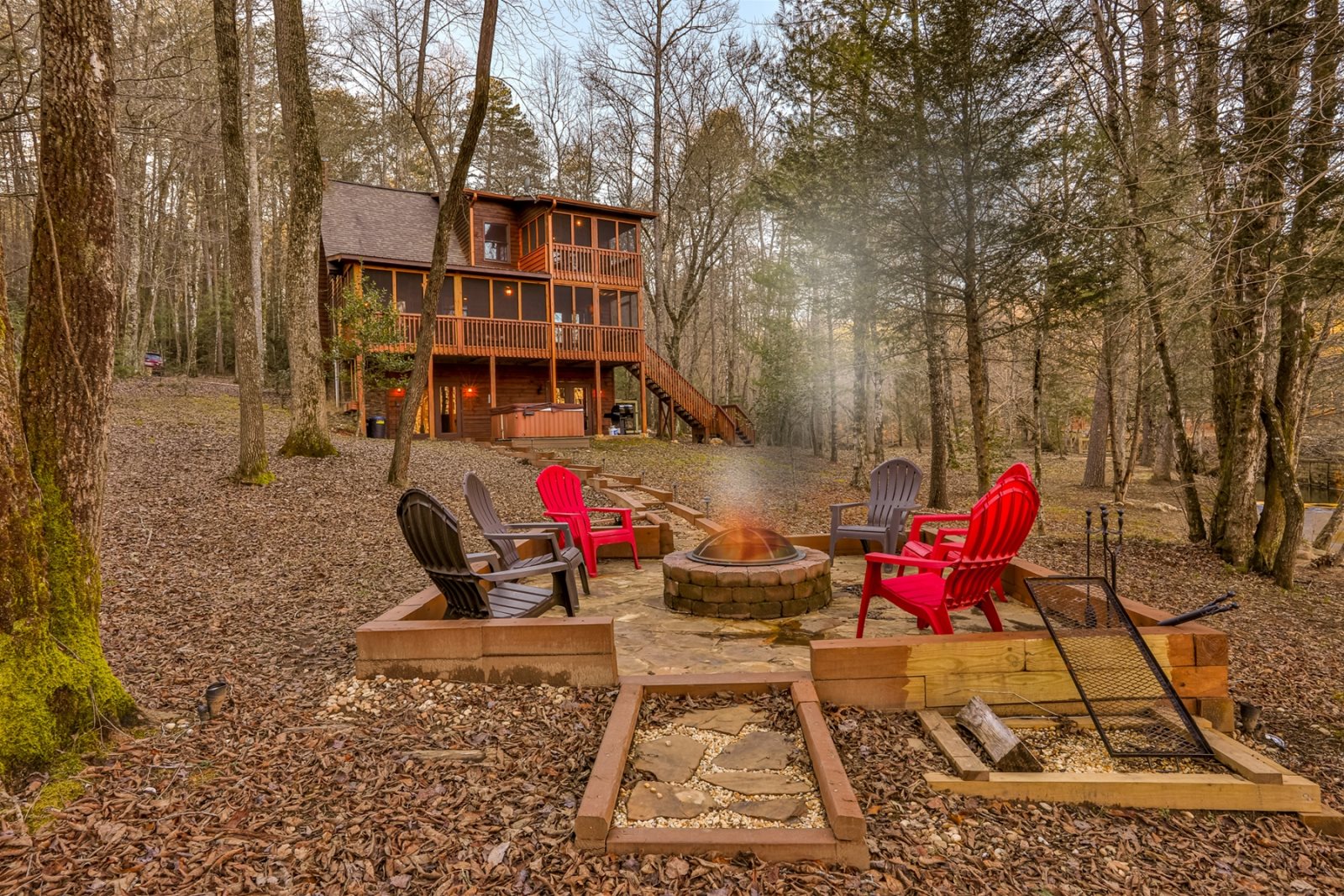 Blue Sky Cabin Rentals Creekside Retreat Cabin on FightingTown Creek