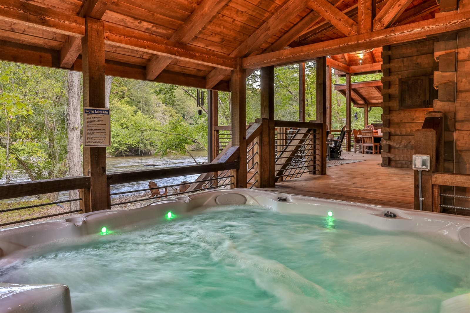 Blue Sky Cabin Rentals Riverscape