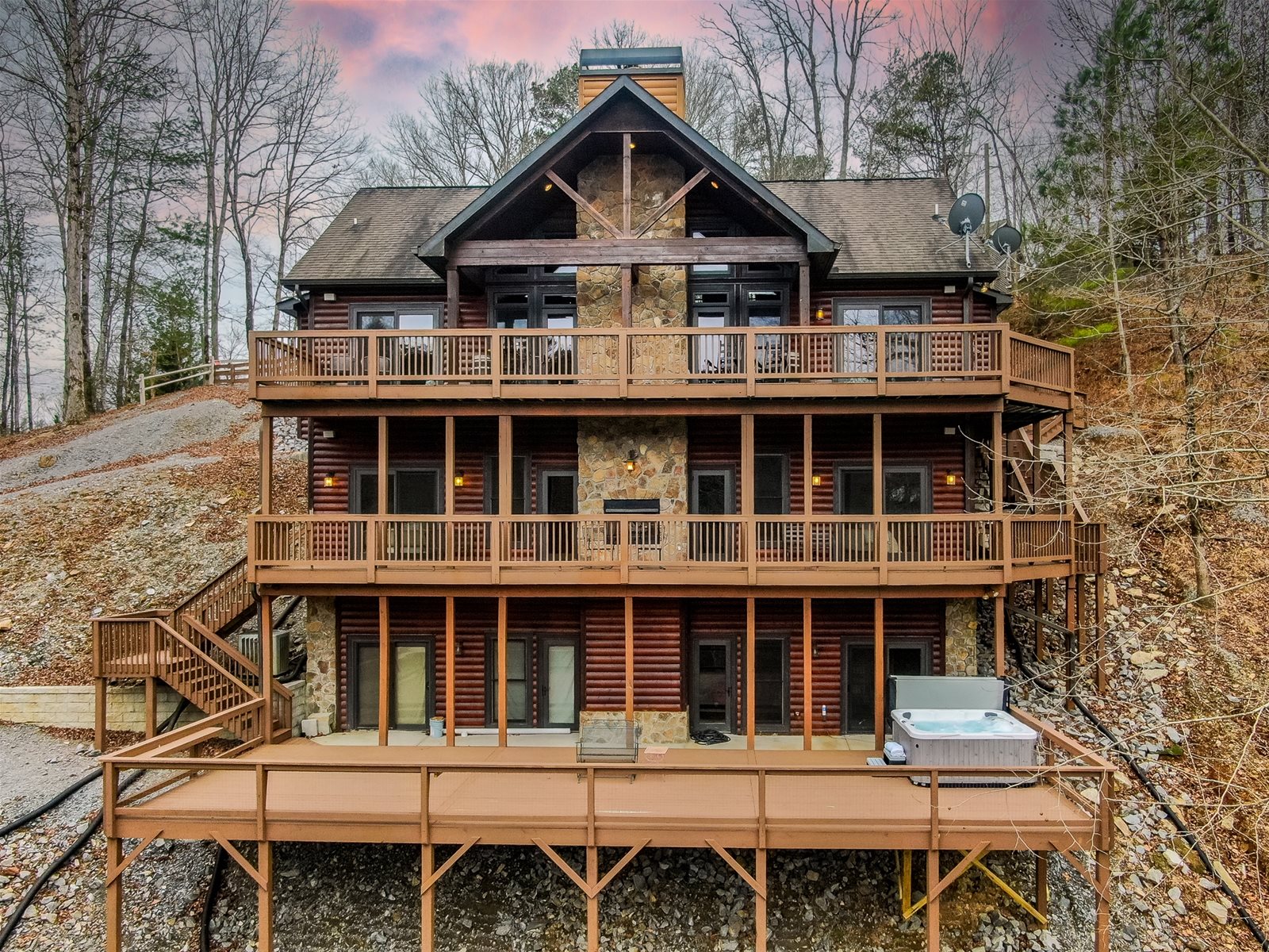 Blue Sky Cabin Rentals The Ellijay Lodge