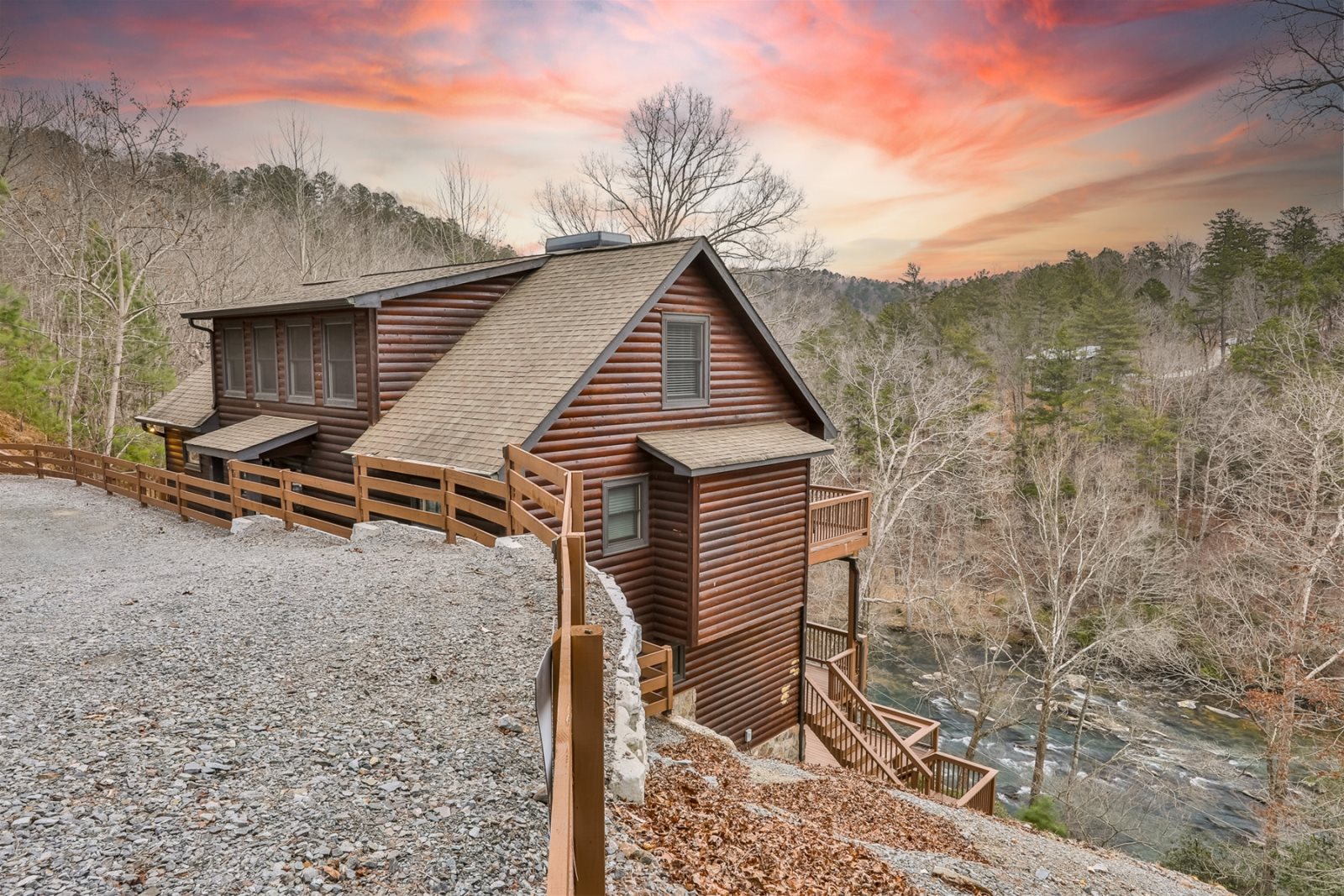 Blue Sky Cabin Rentals The Ellijay Lodge