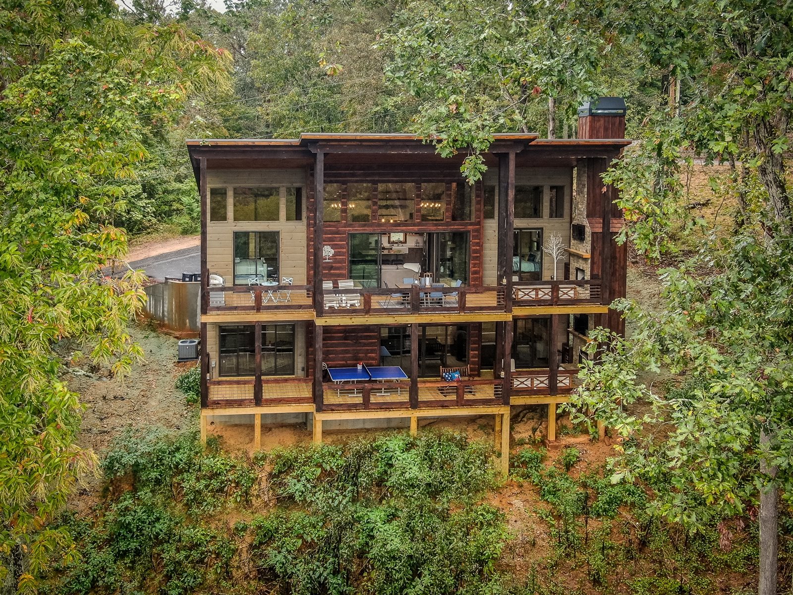 Blue Sky Cabin Rentals Grizzly Cabin