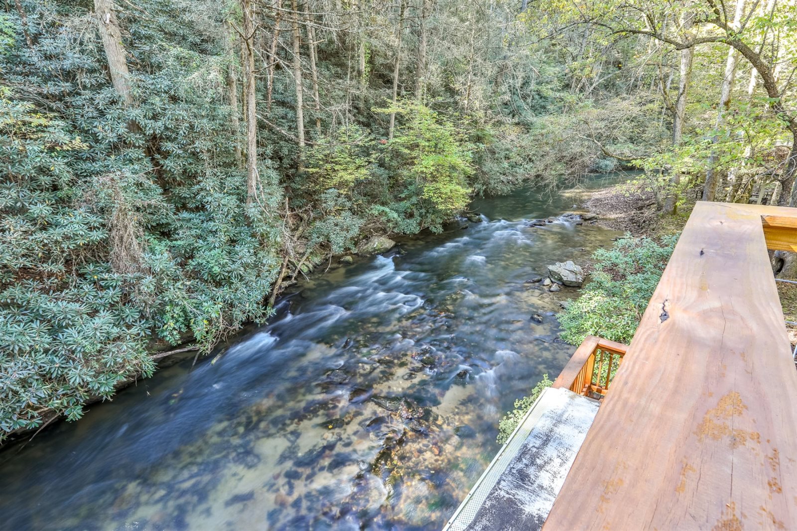 Blue Sky Cabin Rentals Cozy Creek Cabin