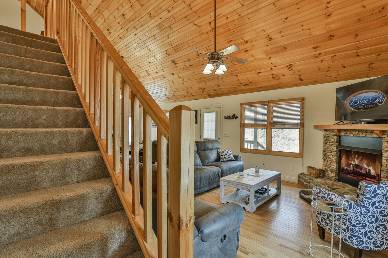 Blue Sky Cabin Rentals Deer Haven Cabin