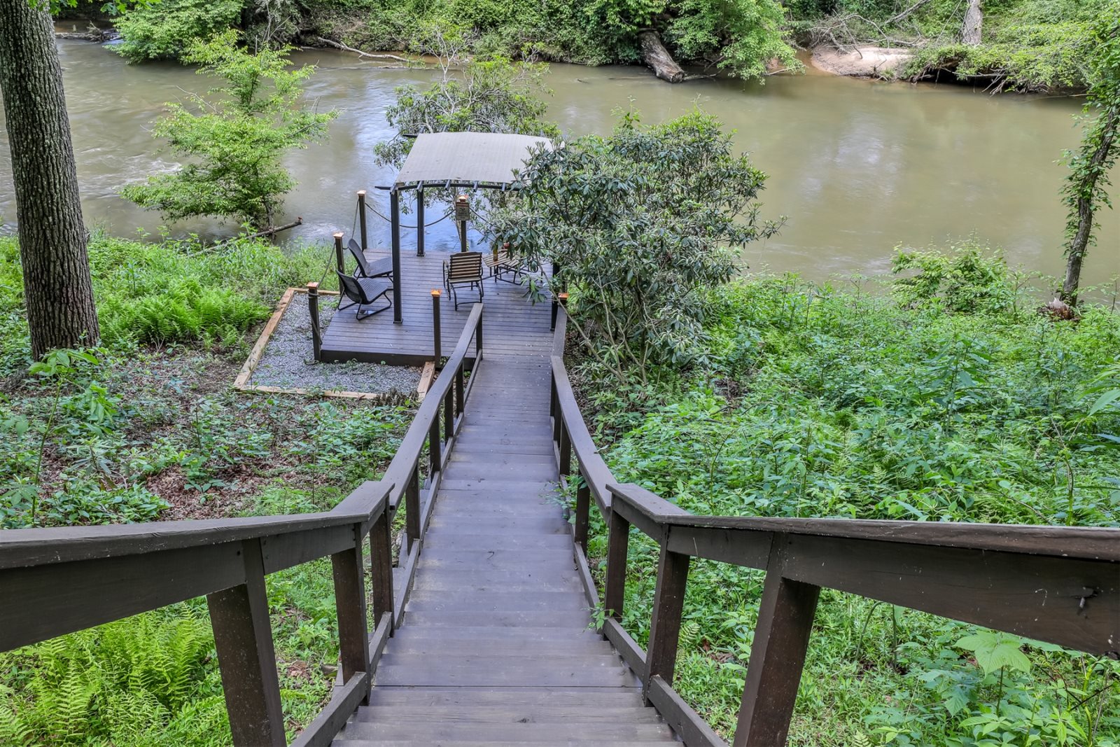 Blue Sky Cabin Rentals: Haven on The Cartecay