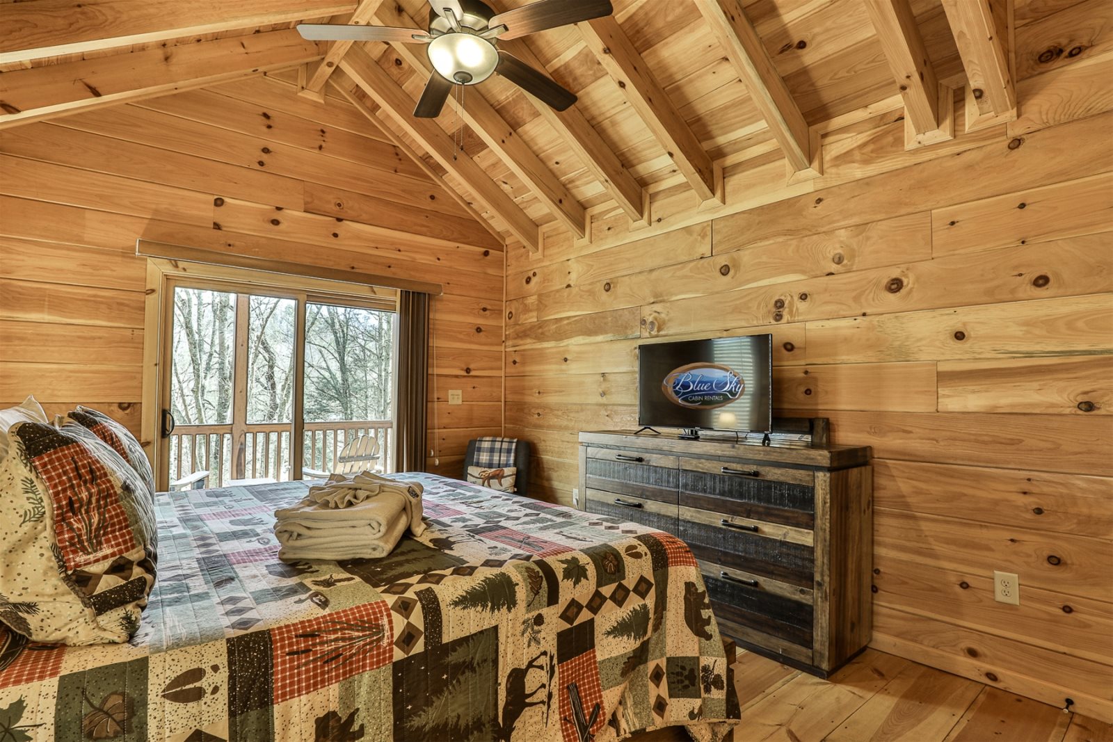 Blue Sky Cabin Rentals Ellijay Creekside