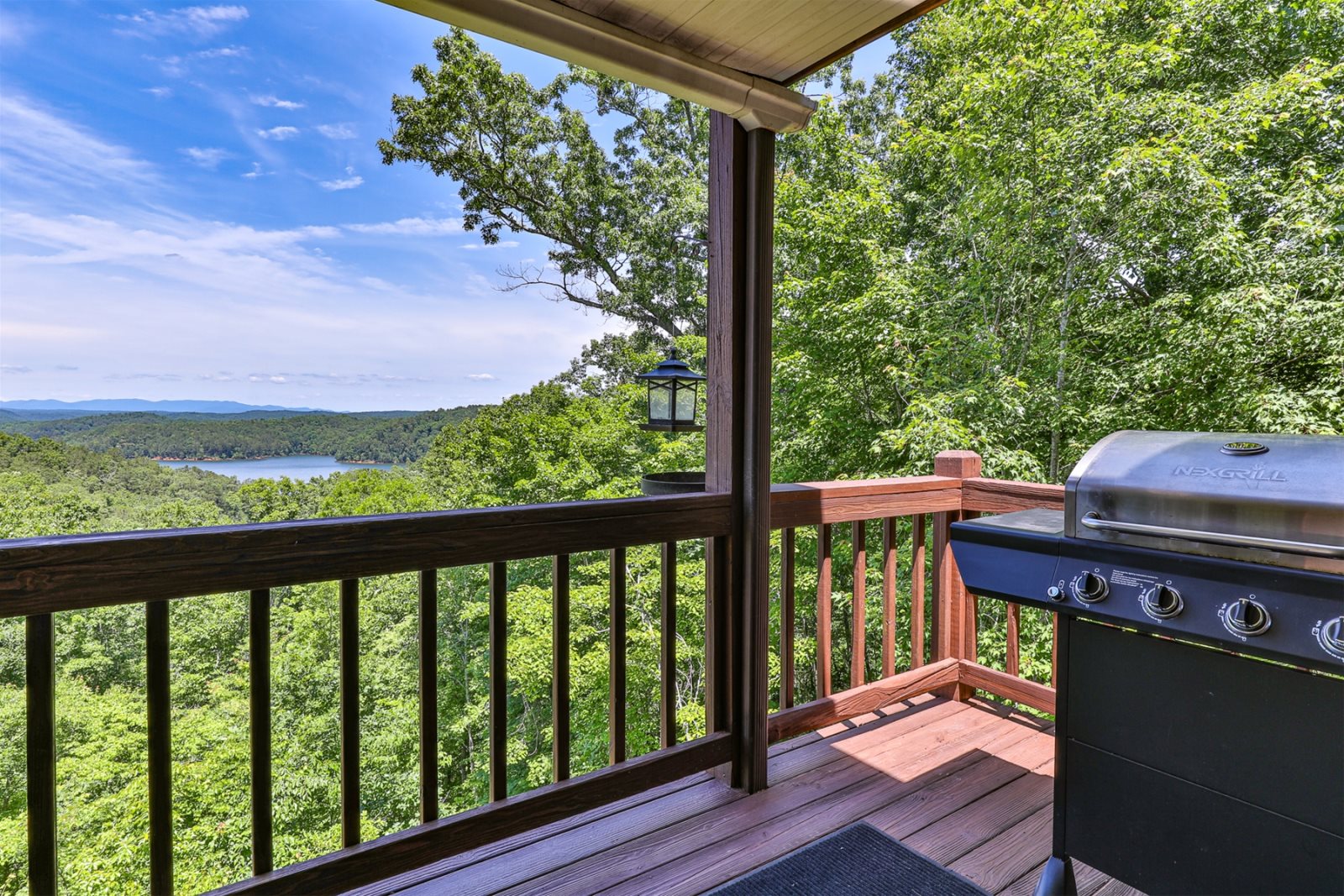 Blue Sky Cabin Rentals Carter's Lake Getaway