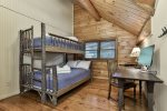 Upper level bunk room 