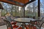 Outdoor dining area 