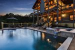 A Luxury Pool Lodge With Stunning Mountain Views 
