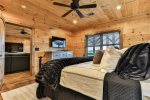 Lower Level King Bedroom With 32 Smart TV
