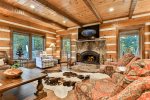 Wood Burning Fireplace  Perfect Spot For Movie Night 