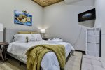 Lower Level Queen Bedroom 