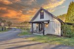 The Barn at Cold Mountain Pond | Cherry Log, GA