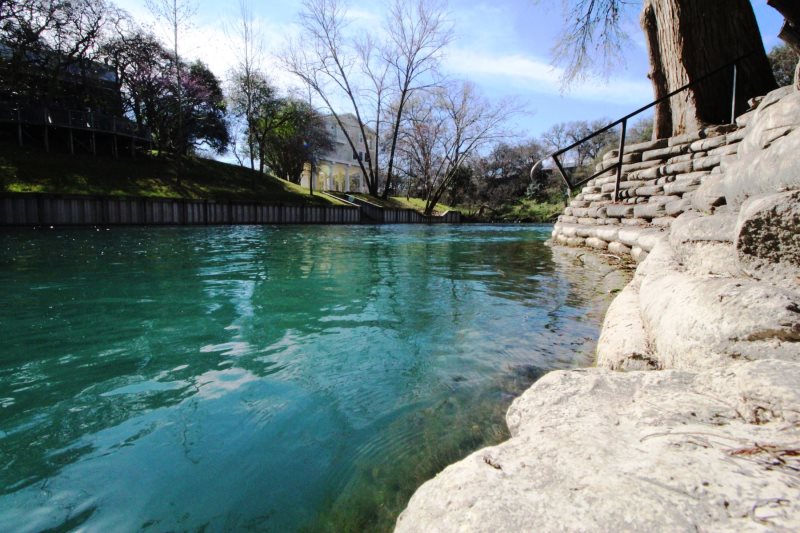 Camp Warnecke Condo With Comal River View Vacation Rentals In New