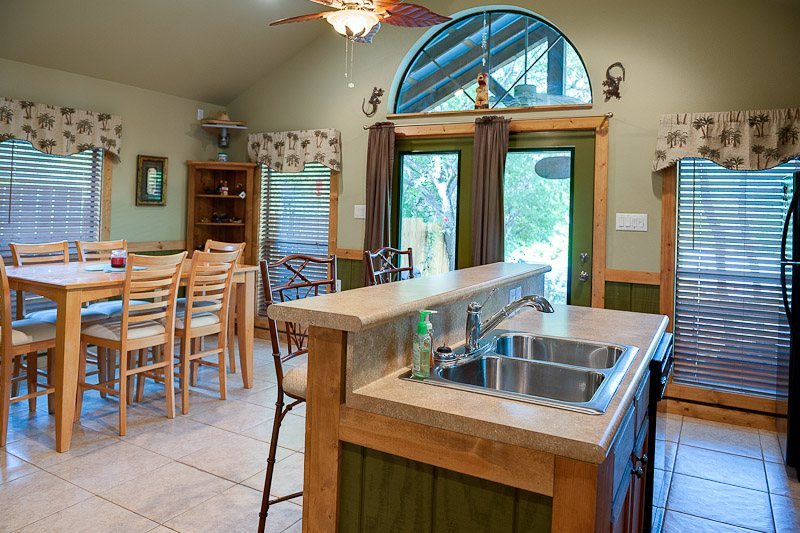 Lil Kahuna Pet Friendly Vacation Rental in New Braunfels, Texas