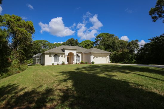 Walk To Beach Homes