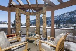 2 BR Downtown Ketchum West View Terrace Luxury Condo with A/C- NEW LISTING!