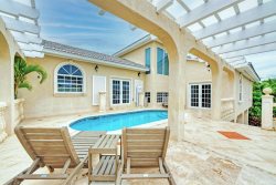 Reel Relaxin' ~ Florida Keys luxury 5 bedroom weekly vacation rental 