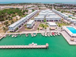 Ocean Isles 98 Florida Keys Vacation rental with large community pool