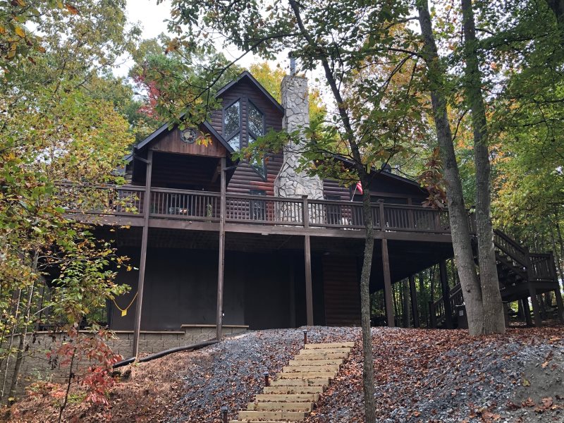 My Mountain Cabin Rentals On The Rocks Cabin Blue Ridge Ga