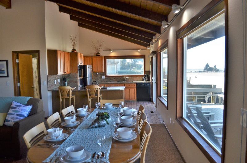 4br 3ba Cannon Beach Rental Home Beachfront Oregon Coast
