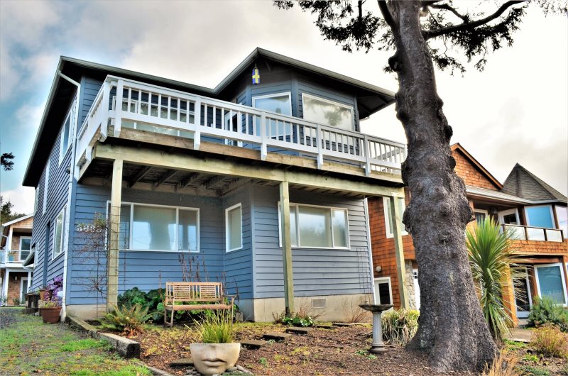 Anderson Trail House Cannon Beach Vacation Rentals