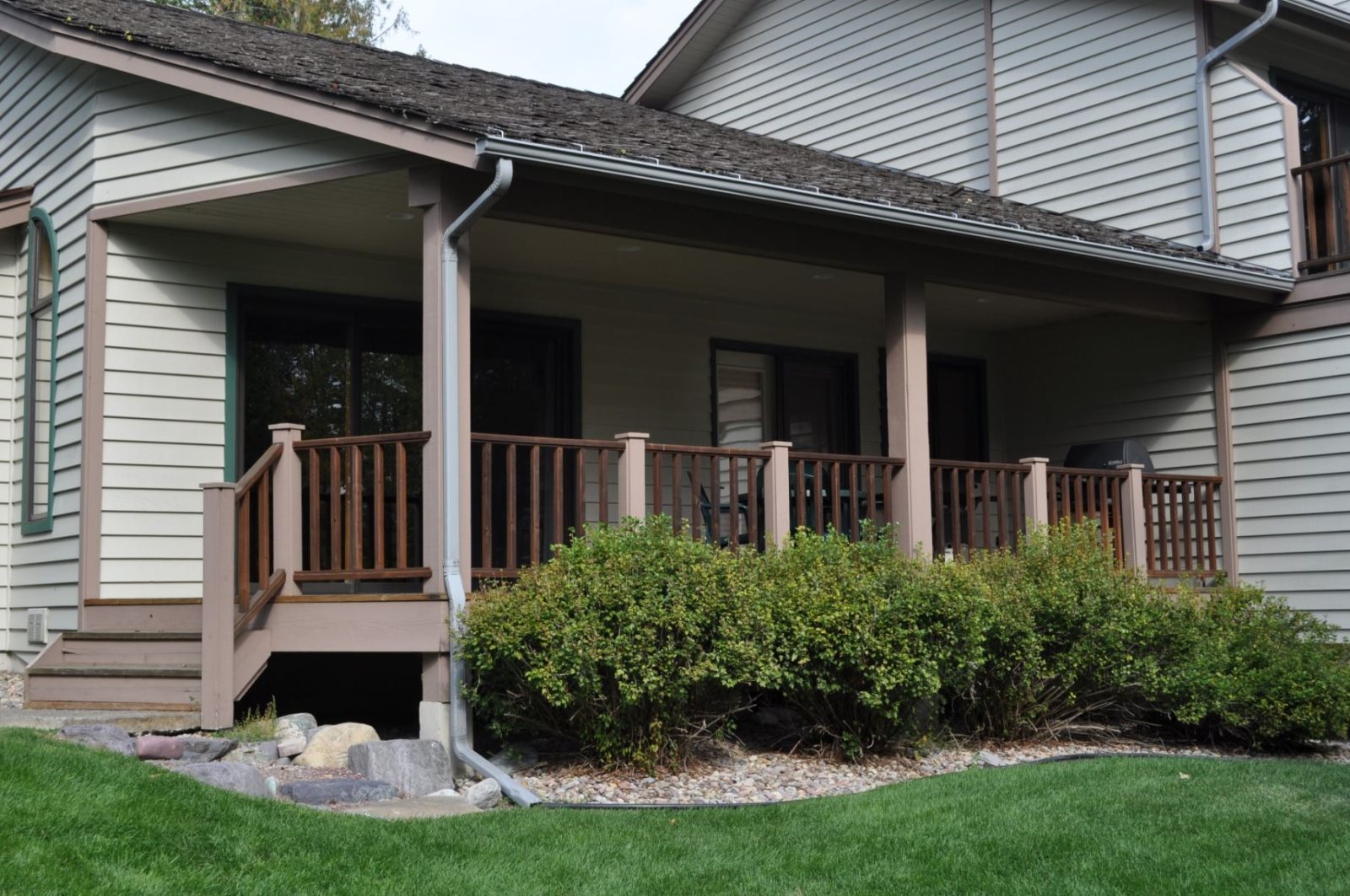 2 Bedrooms Mountain Harbor Rentable Boat Slip Whitefish Vacation