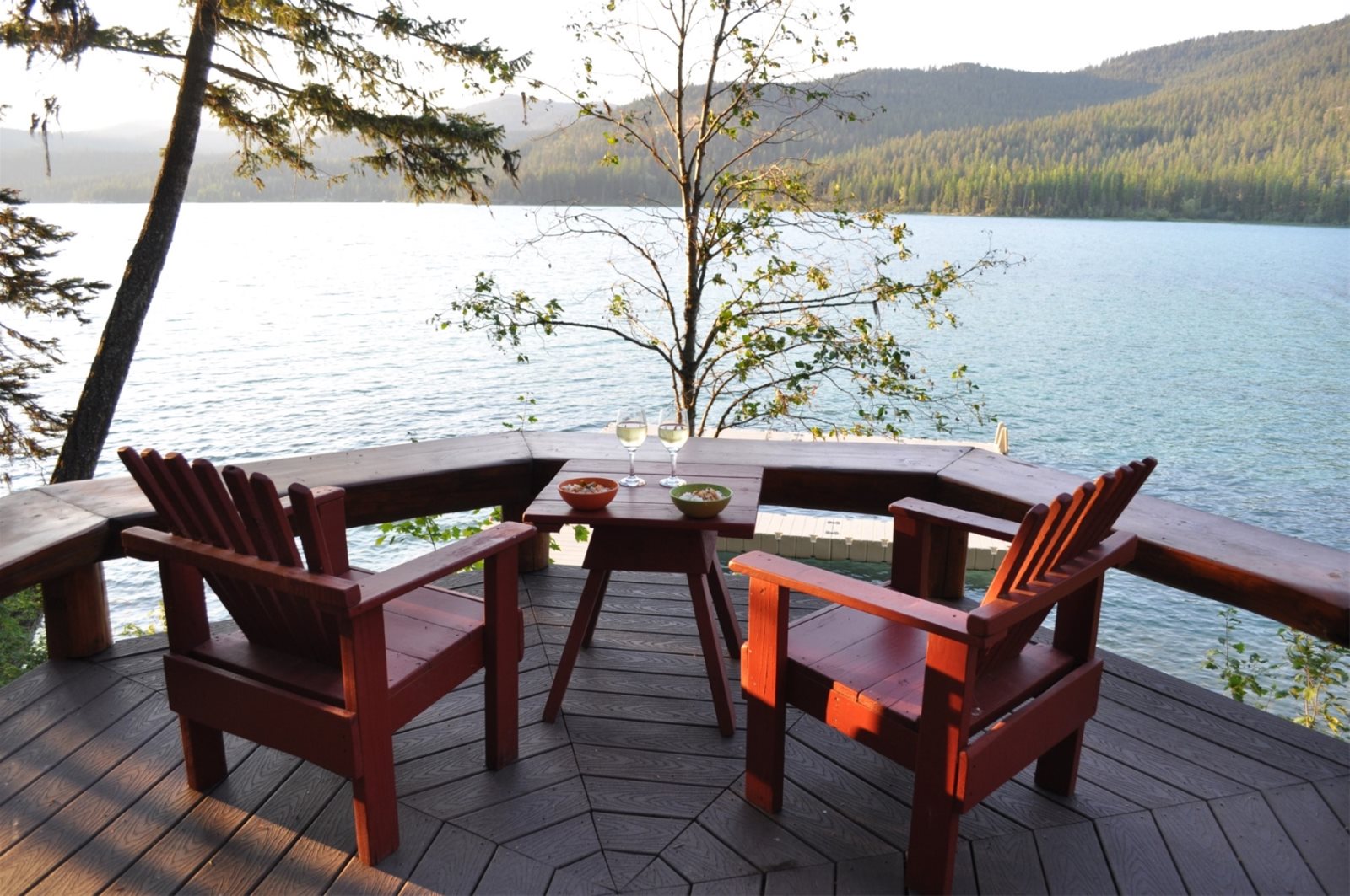 Adorable 1 Bedroom Log Cabin on Ashley Lake Private Boat Slip