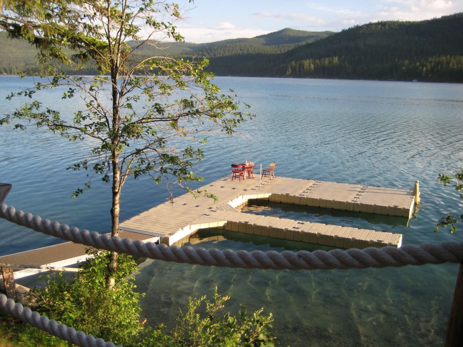 Adorable 1 Bedroom Log Cabin on Ashley Lake Private Boat Slip