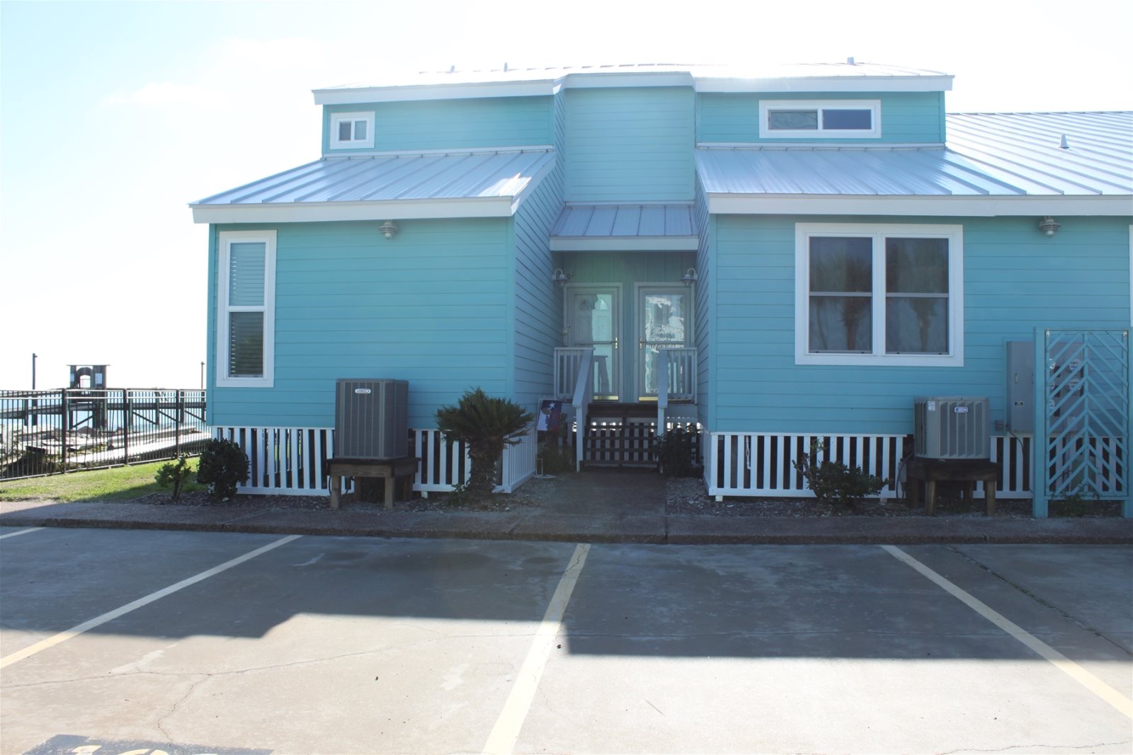 Vacation Rental Rockport Texas Pier Perfection at Kontiki