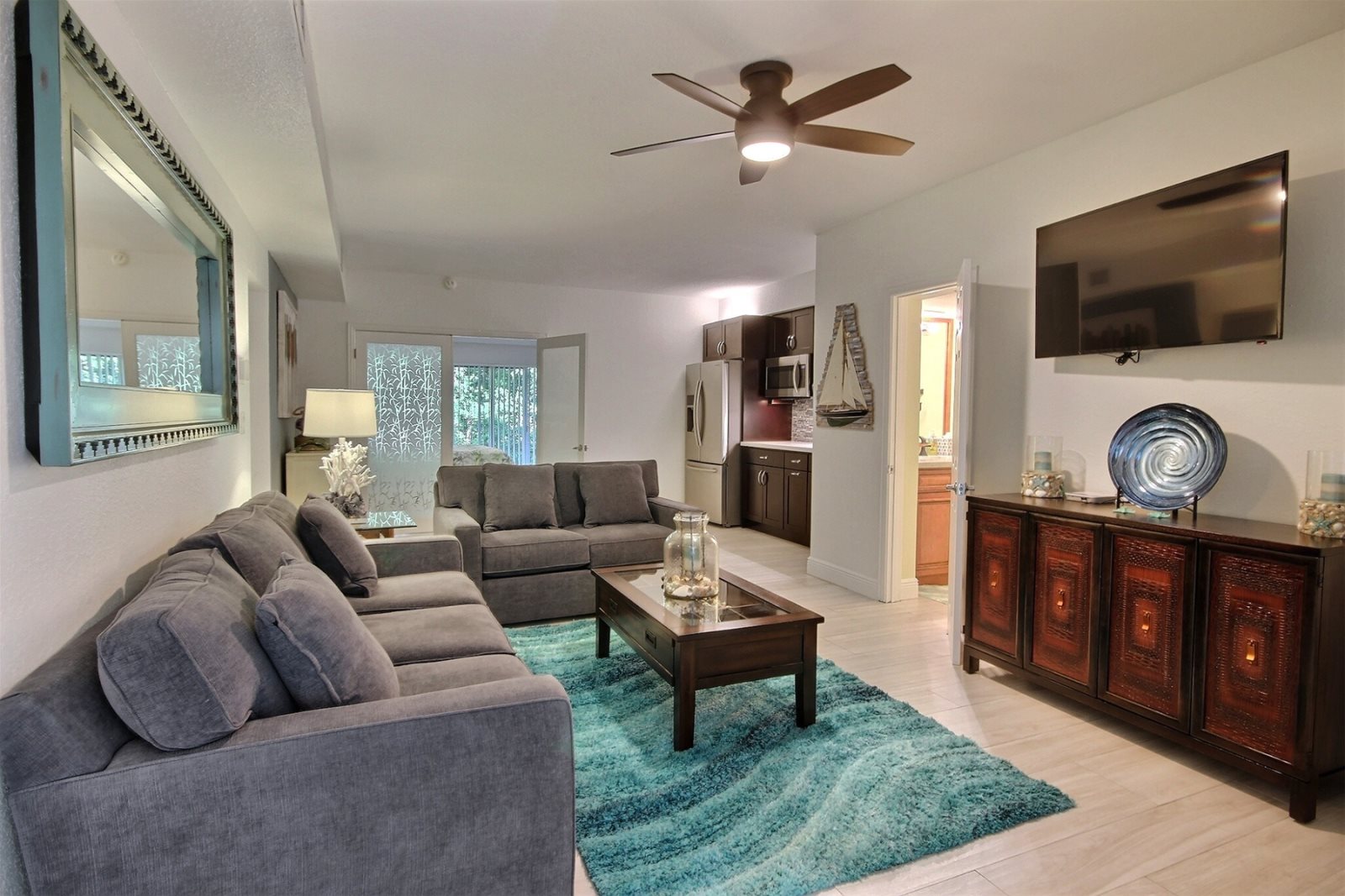 808 Mariners Club, Key Largo Vacation Rental, Florida Keys, Barefeet