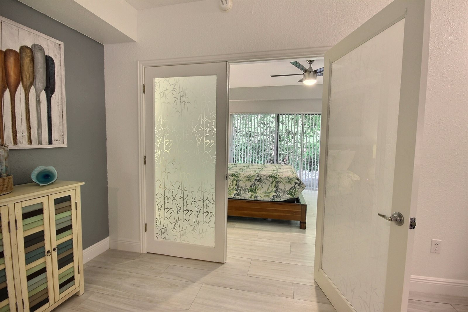 808 Mariners Club, Key Largo Vacation Rental, Florida Keys, Barefeet