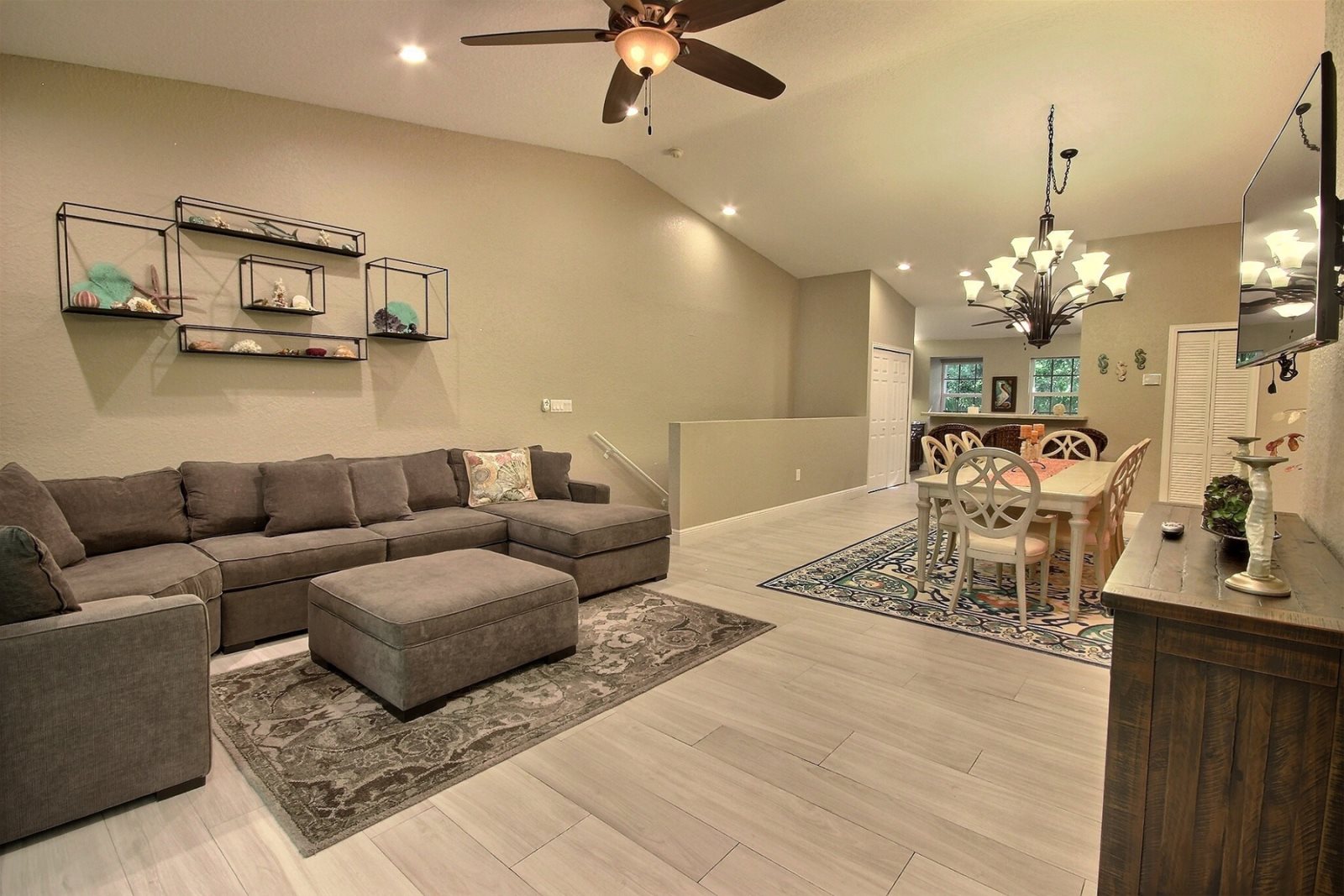 808 Mariners Club, Key Largo Vacation Rental, Florida Keys, Barefeet