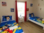 Twin room with 2 single beds