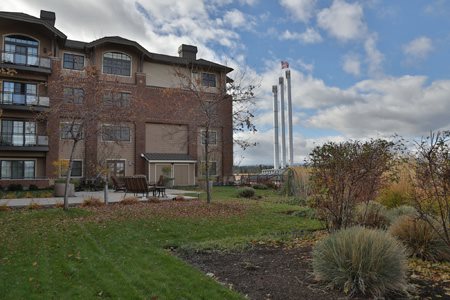 Plaza Iniums Bend Oregon Old Mill District Vacation Al Downtown Bend Oregon Vacation Al Sleeps 4 In The Plaza Iniums Above Old Mill Ping Center On Sw Bluff Drive