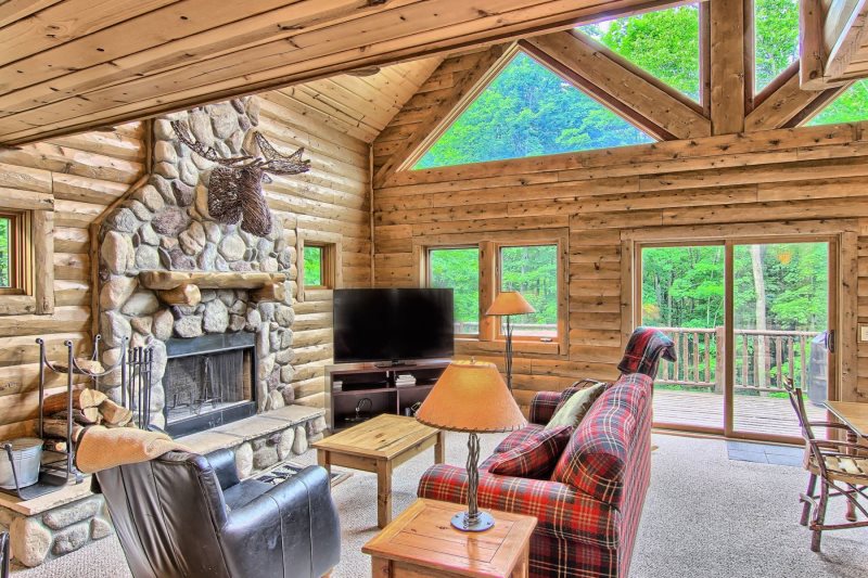 4br mountain cabin - skiers paradise, slope side, sleeps 13