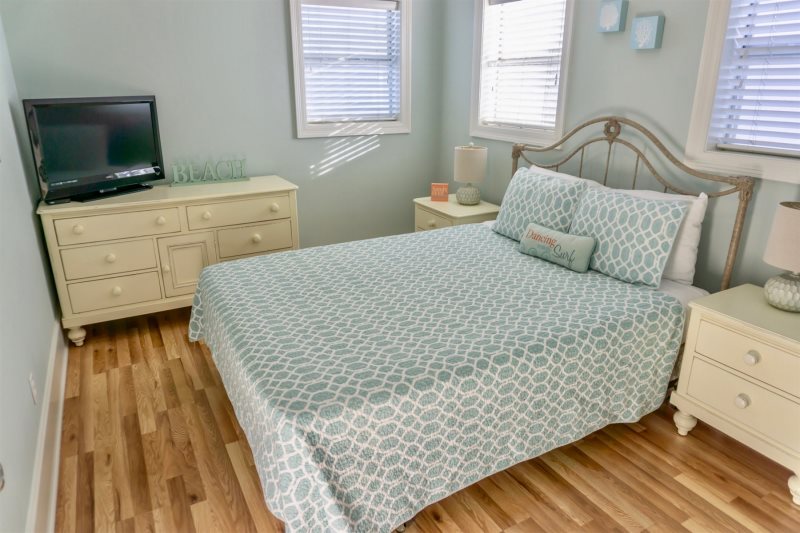 Once Upon A Tide Crystal Beach Destin Comforts