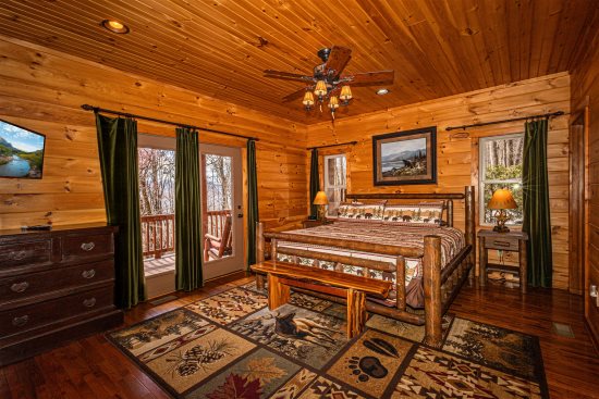 Millstone Lodge | Pet Friendly Luxury Smoky Mountain Cabin | Hot Tub ...