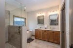 Masher bath with walk-in shower and beautiful large bathtub