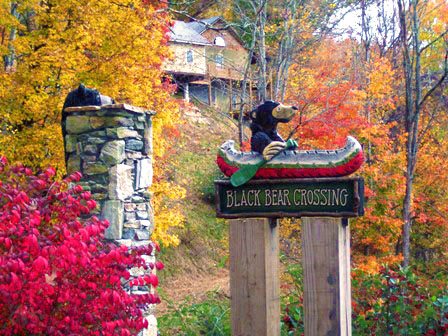 Black Bear Crossing Smoky Mountain Luxury Cabin Rental Hot Tub